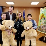 Изложба на БНТ в подкрепа на "Българската коледа"