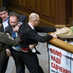 Рогозин за скандала с Яценюк в украинския парламент: Украйна изхвърля боклука от къщата