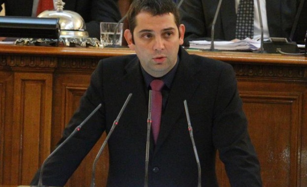 Делчев: Задачата на новия министър е ЗСВ, който да въведе явното гласуване и изчистването на системата от корупция