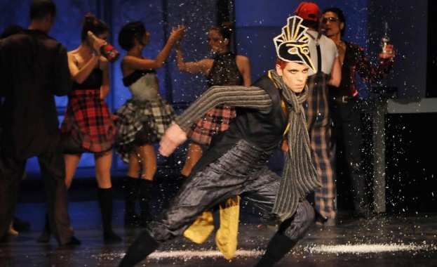 Балет „Арабеск" и балетът на Старозагорската опера представят „Лешникотрошачката" 