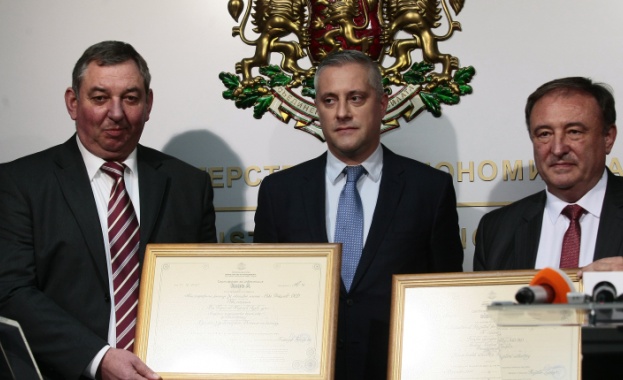 С € 1,37 млрд. чужди инвестиции се хвали Лукарски