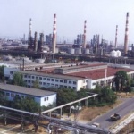 Евтиният петрол сви приходите от ДДС от внос със 170 млн. лв.