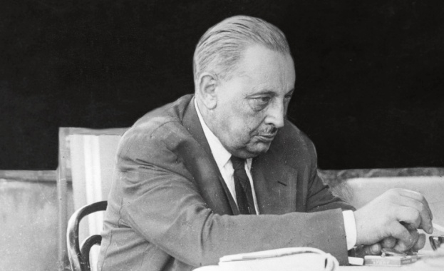 Всичко трябва да се променя, за да си остане постарому 