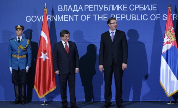 Продължава визитата на турския премиер Ахмед Давутоглу в Сърбия