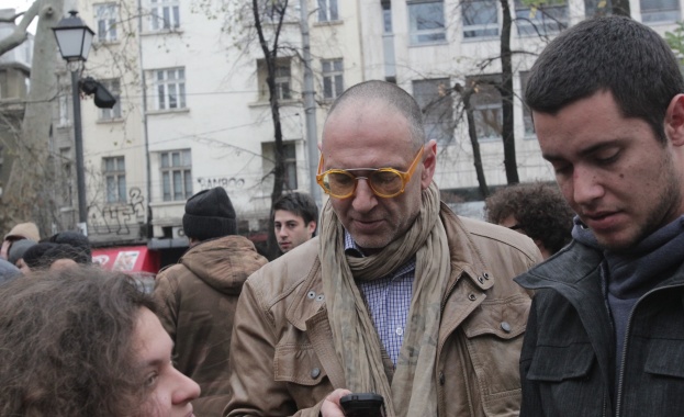 От две катастрофи истинският патриот винаги избира националната