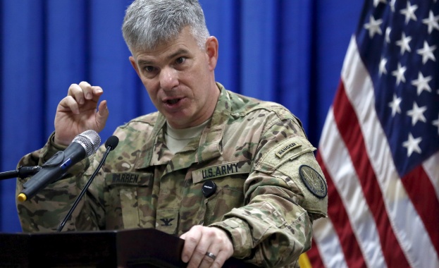 Пентагонът: В резултат на въздушните удари на западната коалиция, приходите на ИД от петрол са намалели с 30%