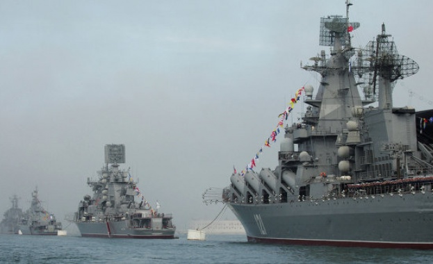 Над 15 кораба и подводници са постъпили в Черноморския флот на РФ през 2015