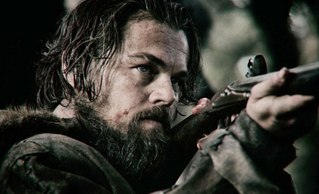 Леонардо ди Каприо и Алехандро Гонсалес Иняриту със "Златен глобус" за "Завръщането"