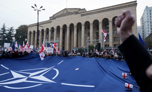 Путин: Стремежът на НАТО да „царува“ предизвика кризите в Европа