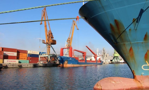 Уникална система следи контейнерите в Пристанище Варна