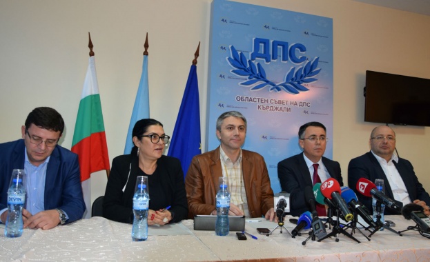 Ч. Казак: Властите трябва да комуникират помежду си 