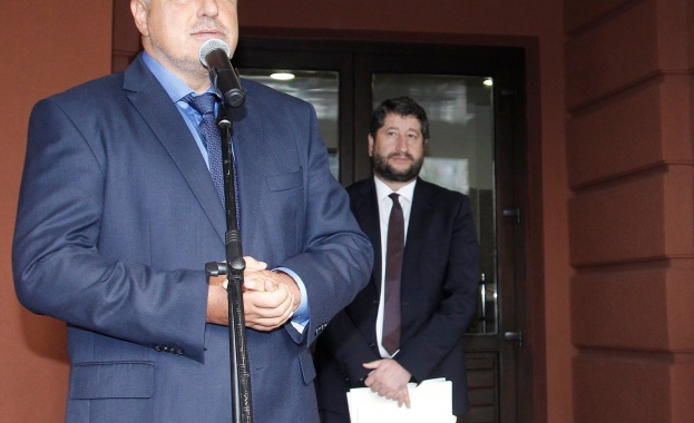 Повече компромис, отколкото исторически