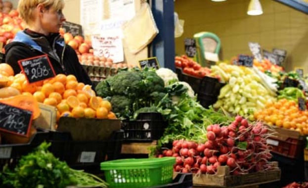 Иран ще замени за Русия хранителните продукти от Турция след снемането на санкциите