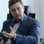Не трябват стрес тестове, а постоянен контрол над банките, обяви Петър Андронов