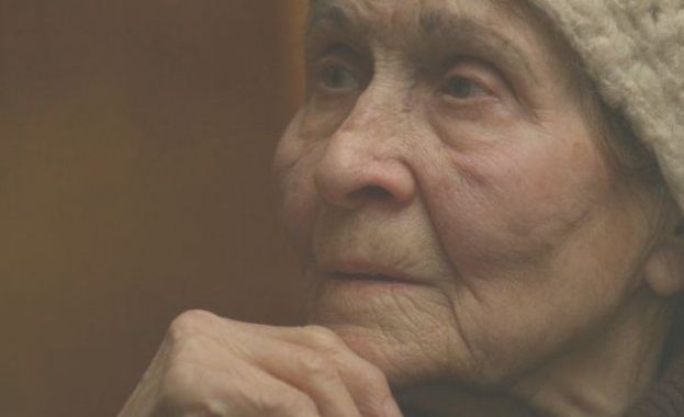 Наблюдавам се отстрани като в добър документален филм