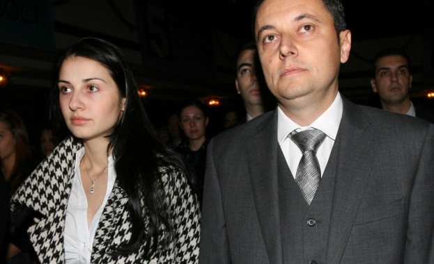 Инспекцията по труда блокира уволнението на съпругата на Яне Янев