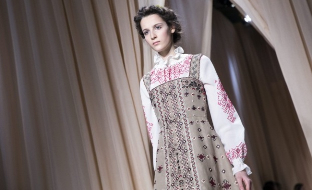 Източноевропейски шевици в колекциите на Валентино и Изабел Маран