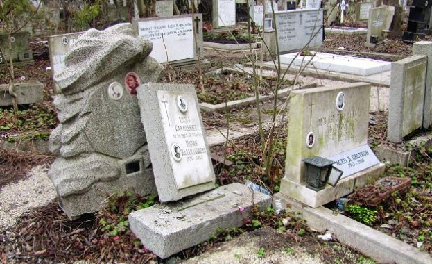Свободните места в гробищата свършват в големите градове Свободните места в гробищата свършват в големите градове