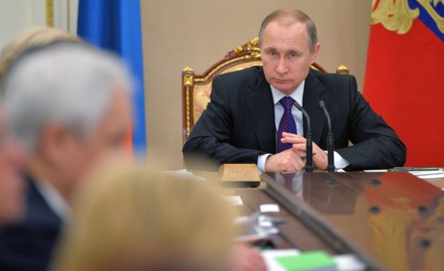 Путин цитира Висоцки в отговор на доклада на вицепремиера за преговорите в Давос