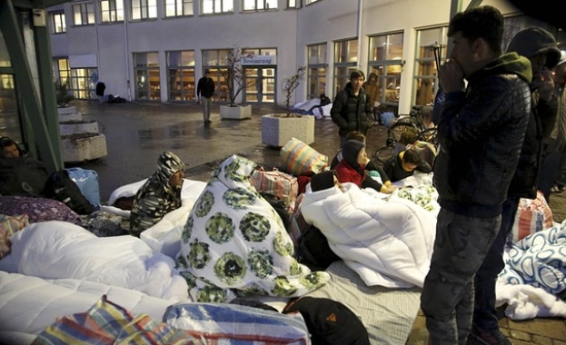 Швеция ще експулсира до 80 000 бежанци