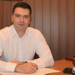 Г-н Министър-председател, по-добре си вървете!