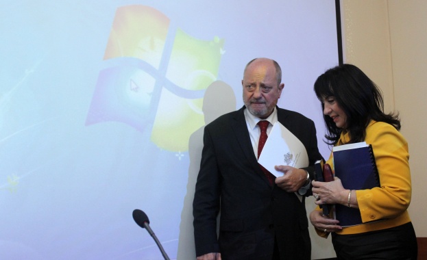 Оставка и за следващия просветен министър