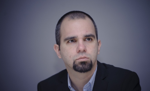 Първан Симеонов: Кунева е в политическо менгеме
