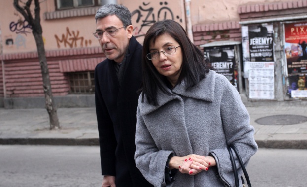 МОН внезапно стана апетитна хапка заради парите от Брюксел