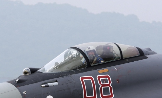 Най-новите Су-35 започват денонощни дежурства в Сирия