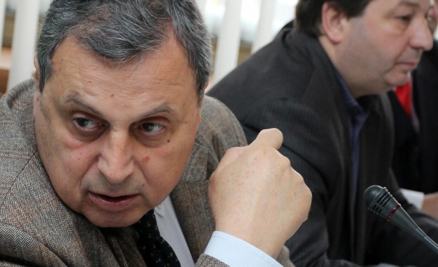 Увеличаването на минималната заплата е капан за пазара на труда