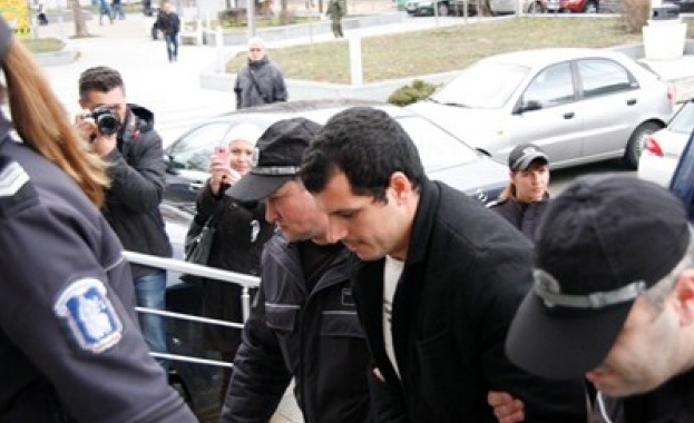 Оставиха зад решетките Мартин Душев, обвинен за бияч на помориеца Стоян Тончев