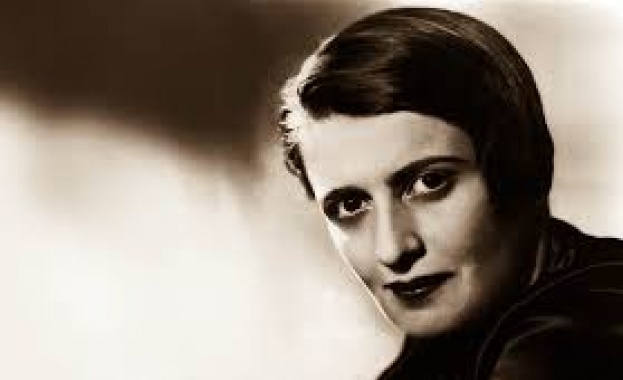 Въпросът не е кой ще ми позволи. Въпросът е кой ще ме спре.