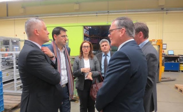 Водещ германски производител на авточасти проявява интерес за инвестиции в България