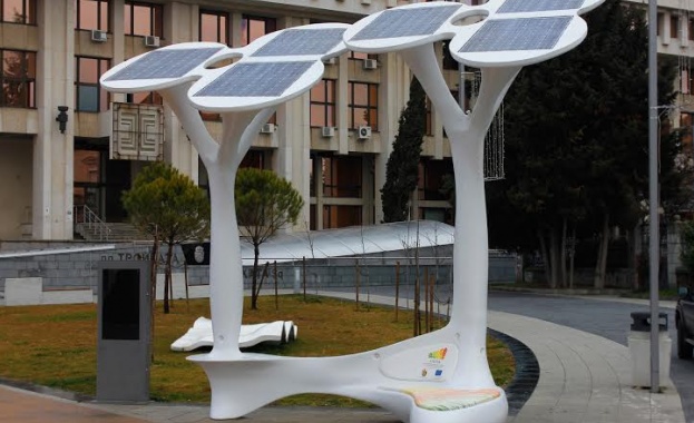 Бургас "посади" соларни дървета