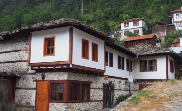 Панорамни 360-градусови виртуални турове разкриват красотите на България