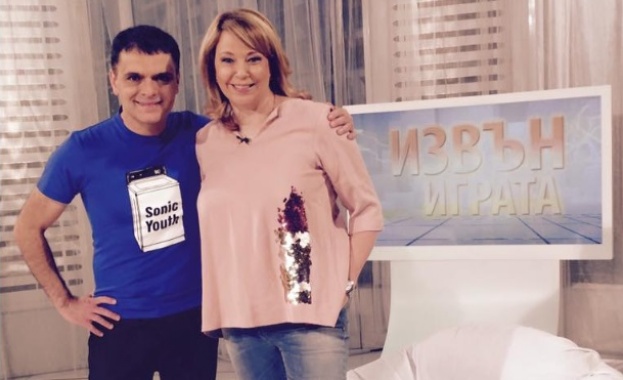 Васко Василев ще бъде гост в предаването „Извън играта“