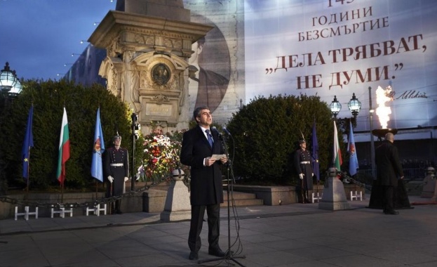 Р. Плевнелиев: Да не да търсим невъзможния баланс с държави на изток от нас
