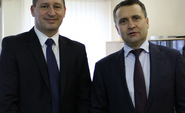 Македонският данъчен директор проучи опита на НАП