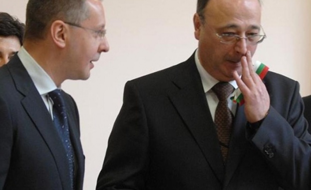 Есшефът на ДАНС Петко Сертов се появи в съда по делото "Станишев"