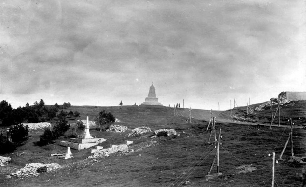 2 март в годините назад