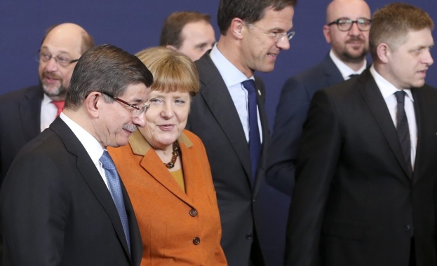 ЕК: Има опасност имигрантите да се преносочат към България