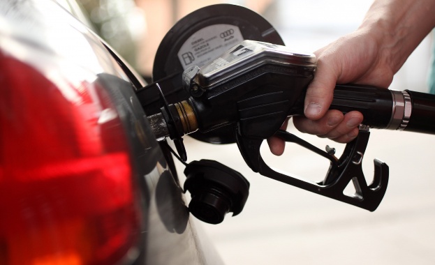 ИПИ: Много възможно е настоящата КЗК да завърши проверката за горивата