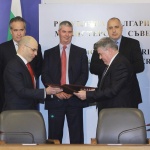 Консорциум между Ваnса IMI, Bank of China Ltd и J.P. Morgan Securities ще консултира сделката за мостовия заем за БЕХ