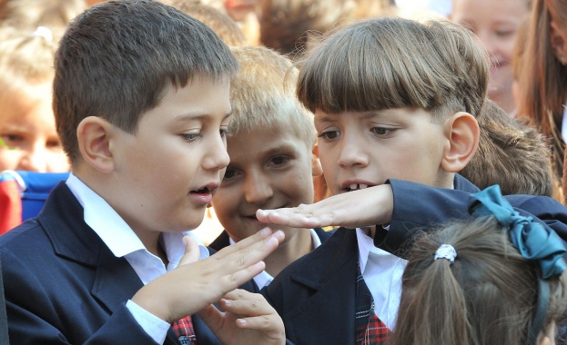 Електронна система за ранно предупреждение ще намалява броя на преждевременно напусналите деца