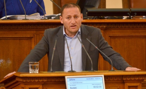 Илия Илиев: Нали ви е ясно, че преди да стана депутат не съм бил овчар 