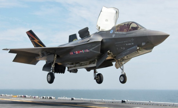 Сериозен софтуерен недостатък ще забави серийното производство на F-35