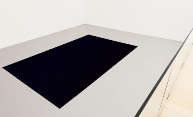 Аниш Капур с изключителни права върху най-тъмното черно в света