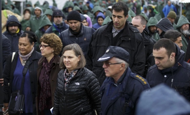 В. Нюланд: Гърция трябва да гарантира достойни условия на живот за бежанците