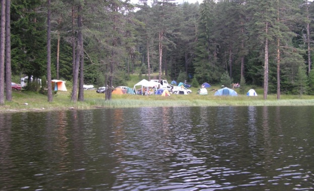 Предлагат глоба 200 лв. за палатка в планината