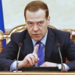 Медведев: Русия ще отмени ответните санкции след прекратяването на външния натиск от Запада